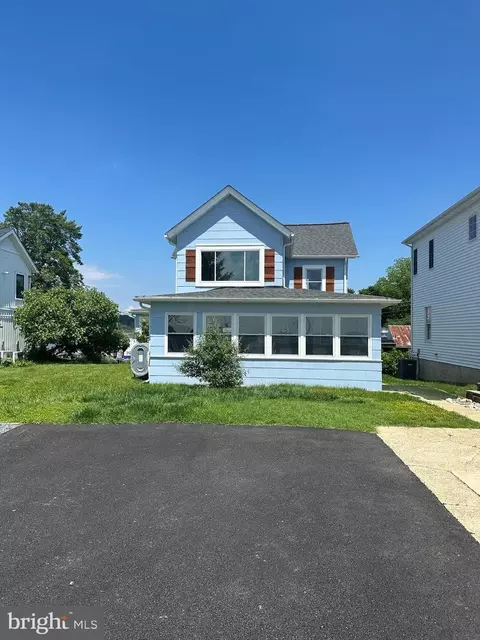 14740 Patuxent Ave, Solomons, MD 20688