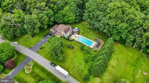1545 Stoneleigh Ct, Huntingtown, MD 20639