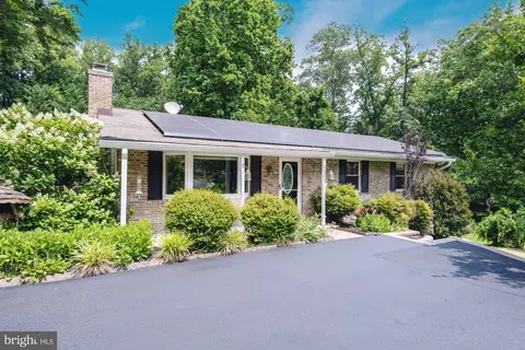 9905 Golden Russet Ct, Dunkirk, MD 20754