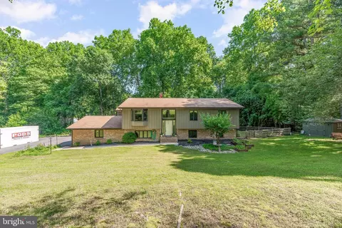 1200 Neptune Ln, Huntingtown, MD 20639