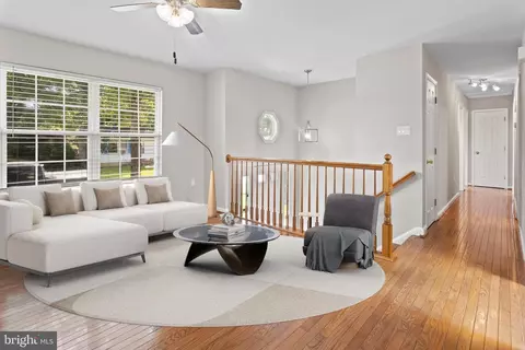 6104 9th St, Chesapeake Beach, MD 20732