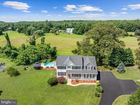 1205 Brown Fox Dr, Huntingtown, MD 20639