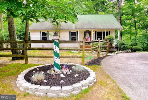 11517 Wrangler Rd, Lusby, MD 20657