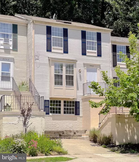 8902 Chesapeake Lighthouse Dr, North Beach, MD 20714