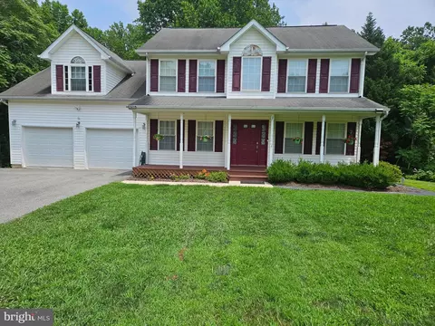 5320 Majesty Ln, Saint Leonard, MD 20685