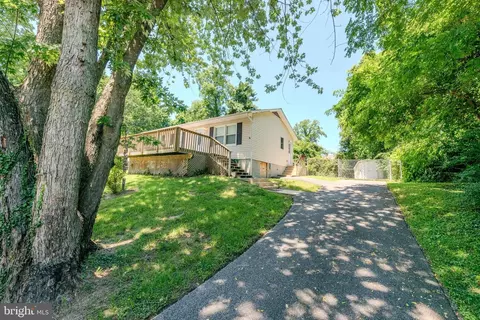 3690 3rd St, North Beach, MD 20714