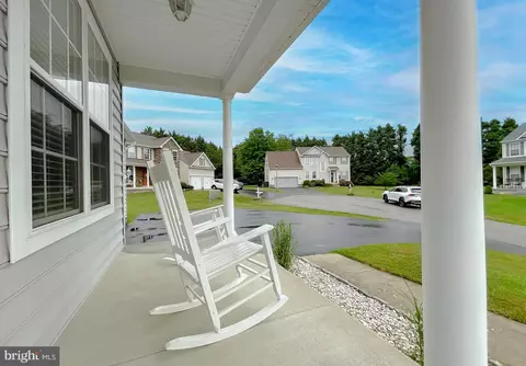 Exterior - 11209 Ruby Ct, Lusby, MD 20657 photo 3 of 7
