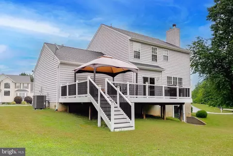 Exterior - 11209 Ruby Ct, Lusby, MD 20657 photo 4 of 7
