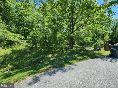 9665 Tara Dr, Dunkirk, MD 20754 photo 3