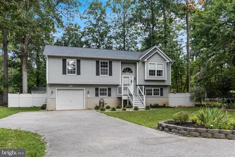 816 Golden West Way, Lusby, MD 20657