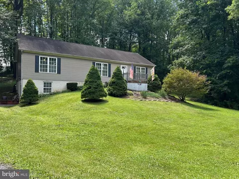 8400 Pushaw Station Rd, Owings, MD 20736