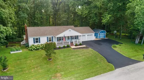8975 Saint Andrews Dr, Chesapeake Beach, MD 20732