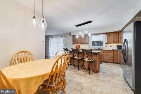 11215 Maplewood Dr, Dunkirk, MD 20754 photo 11
