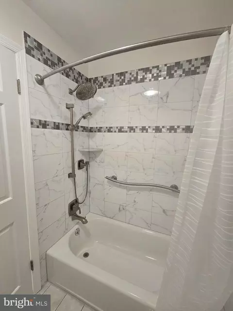 11215 Maplewood Dr, Dunkirk, MD 20754 photo 16