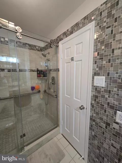 11215 Maplewood Dr, Dunkirk, MD 20754 photo 36