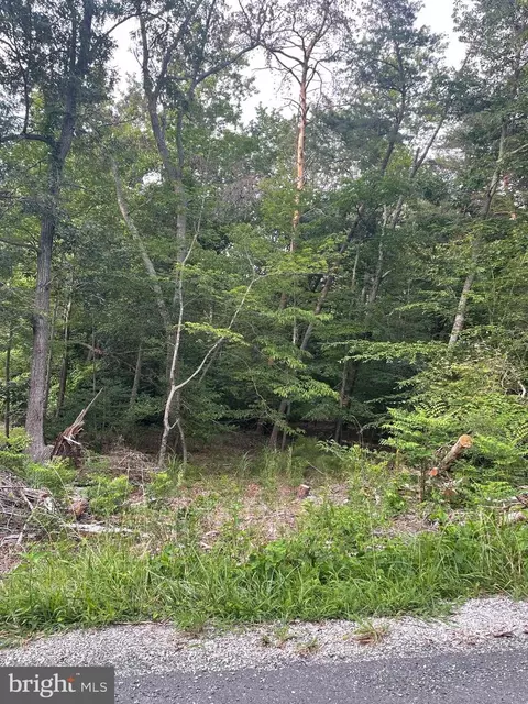 1140 El Dorado Dr, Lusby, MD 20657