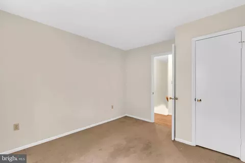 Bedroom - 9788 Howes Rd, Dunkirk, MD 20754 photo 2 of 8