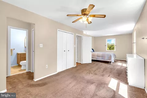 Bedroom - 9788 Howes Rd, Dunkirk, MD 20754 photo 7 of 8