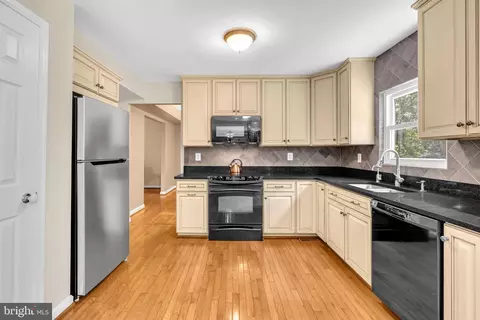 Kitchen - 9788 Howes Rd, Dunkirk, MD 20754 photo 1 of 3