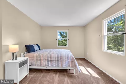 Bedroom - 9788 Howes Rd, Dunkirk, MD 20754 photo 5 of 8