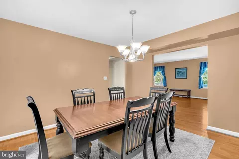 Dining - 9788 Howes Rd, Dunkirk, MD 20754 photo 2 of 2