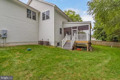 Exterior - 3350 Lancer Ct, Dunkirk, MD 20754 photo 5 of 10