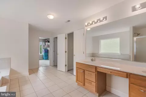 Entry Way - 3350 Lancer Ct, Dunkirk, MD 20754 photo 5 of 7