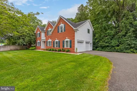 Exterior - 3350 Lancer Ct, Dunkirk, MD 20754 photo 8 of 10