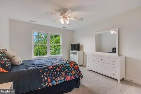 Bedroom - 3350 Lancer Ct, Dunkirk, MD 20754 photo 6 of 9
