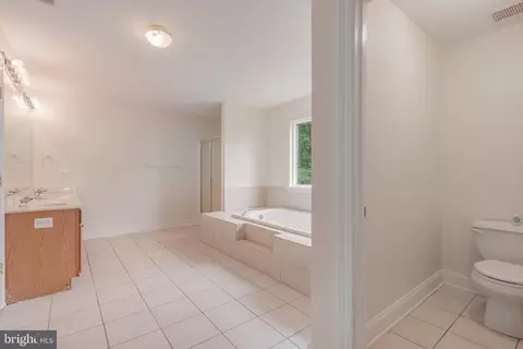 Entry Way - 3350 Lancer Ct, Dunkirk, MD 20754 photo 6 of 7