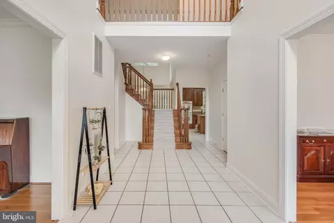 Entry Way - 3350 Lancer Ct, Dunkirk, MD 20754 photo 2 of 7