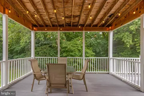 Exterior - 3350 Lancer Ct, Dunkirk, MD 20754 photo 2 of 10