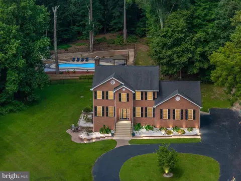 1275 Brown Fox Dr, Huntingtown, MD 20639