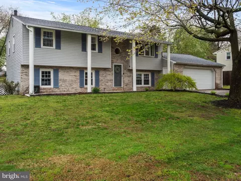 1243 Prince St, Dunkirk, MD 20754