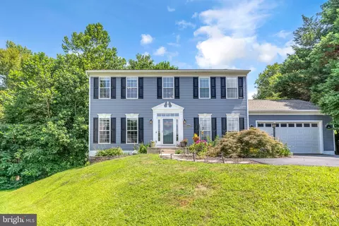 7874 Eagle View Dr, Chesapeake Beach, MD 20732