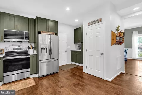 7874 Eagle View Dr, Chesapeake Beach, MD 20732 photo 9
