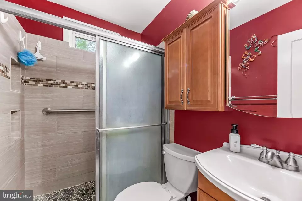 Bath - 6080 Fir Rd, Saint Leonard, MD 20685 photo 1 of 4