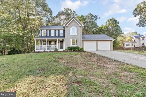 1041 Kings Creek Dr, Saint Leonard, MD 20685