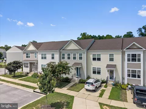 574 English Oak Ln, Prince Frederick, MD 20678