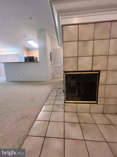 Living - 103 Square Rigger Way #103, Solomons, MD 20688 photo 4 of 6