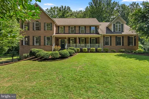 Exterior - 11931 Lyons Glen Ct, Dunkirk, MD 20754 photo 10 of 17
