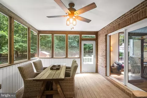Exterior - 11931 Lyons Glen Ct, Dunkirk, MD 20754 photo 9 of 17