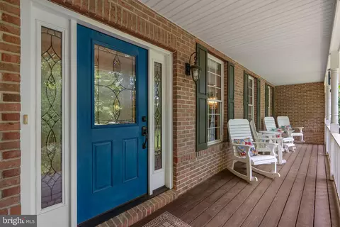 Exterior - 11931 Lyons Glen Ct, Dunkirk, MD 20754 photo 6 of 17