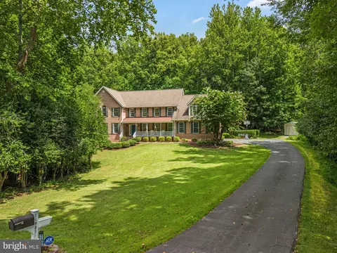 Exterior - 11931 Lyons Glen Ct, Dunkirk, MD 20754 photo 11 of 17