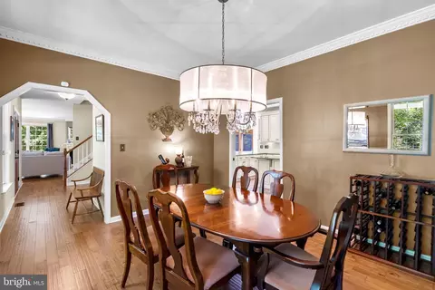 Dining - 11931 Lyons Glen Ct, Dunkirk, MD 20754 photo 4 of 4