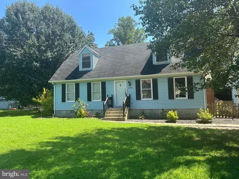 12940 Huron Dr, Lusby, MD 20657