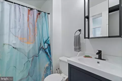 Bath - 6571 11th St, Chesapeake Beach, MD 20732 photo 1 of 2
