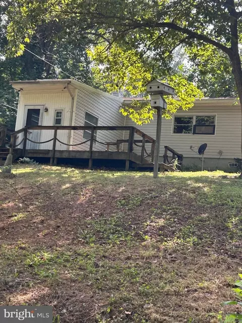5150 Lenoir Dr, Chesapeake Beach, MD 20732