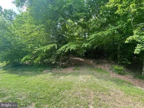 3664 Brookeside Dr, Chesapeake Beach, MD 20732