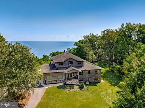 5130 Sea Fossil Dr, Huntingtown, MD 20639